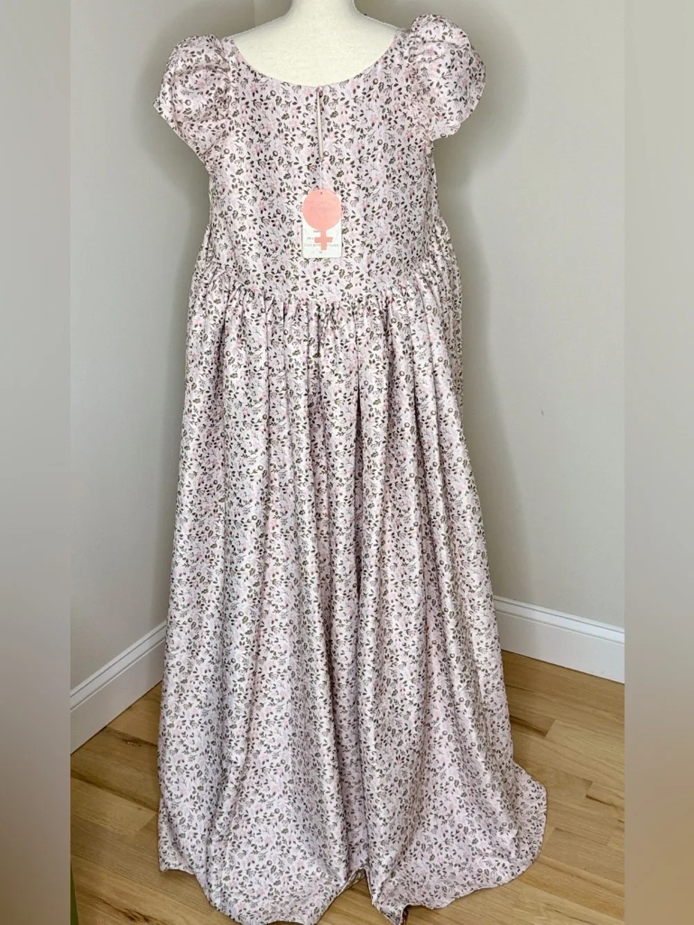 Selkie Bridgerton On a Cloud Maxi Sample Dress NWT Pink floral - Picture 3 of 7